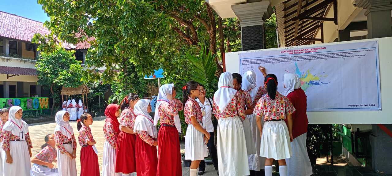 Anti kekerasan Anti kekerasan