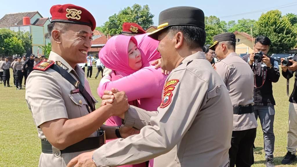 Momen Sertijab Kasat Reskrim Polres Sragen AKP Wikan Sri Kadiyono Digantikan AKP Isnovim Chodariyanto