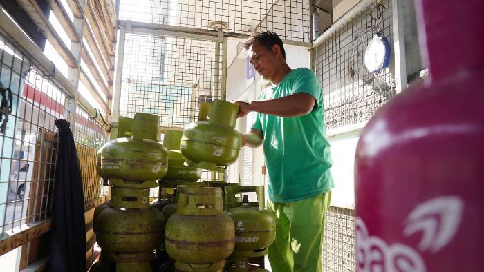 0709 - tabung gas