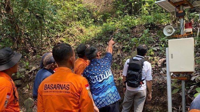 0811 - potensi longsor