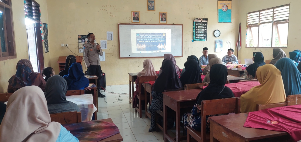 Penguatan Kolaborasi Orang Tua dan Sekolah di SMPN 3 Satu Atap Jatipurno, Menuju Generasi Emas Berkarakter