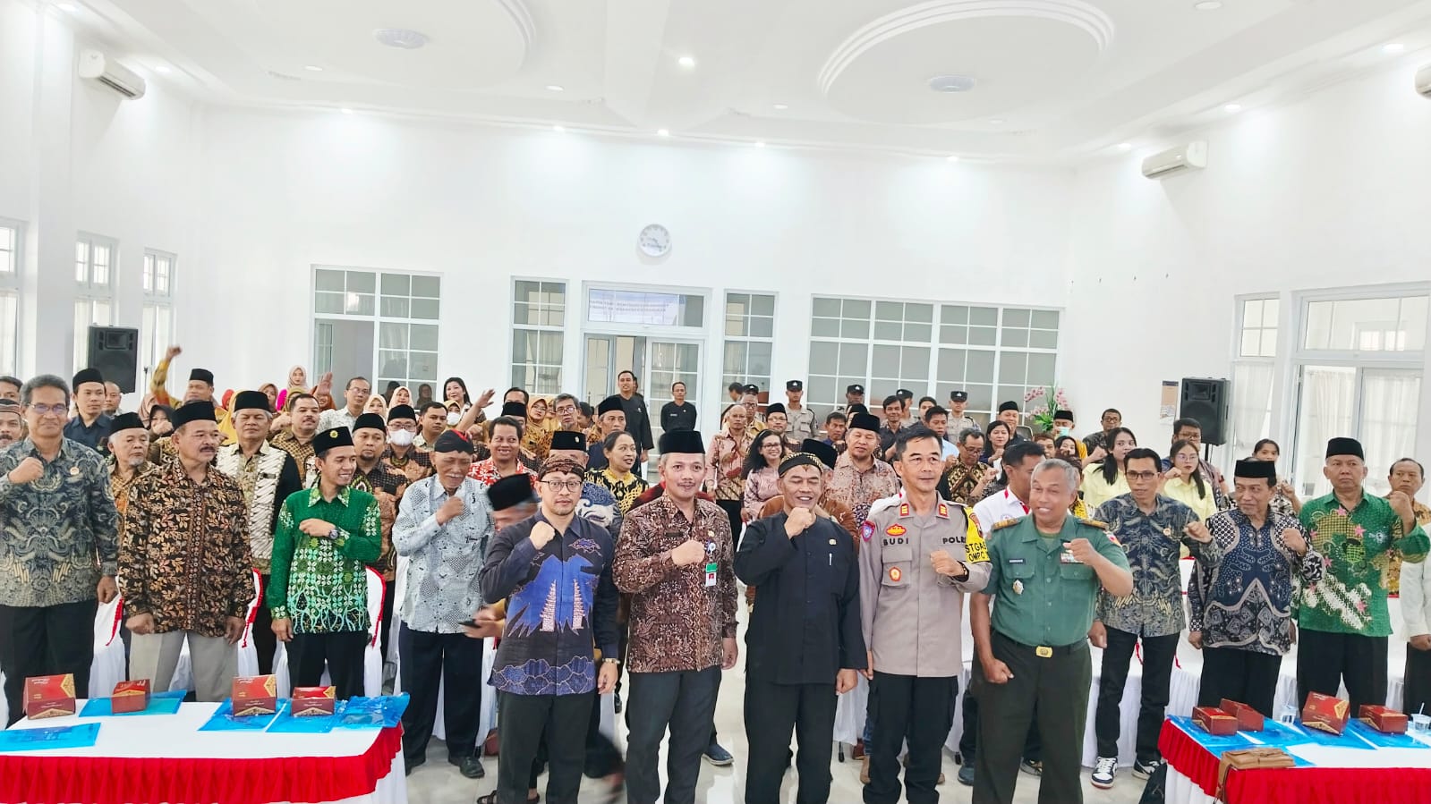 Kesbangpol dan IPARI Karanganyar Gelar Pembinaan Kerukunan Umat Beragama