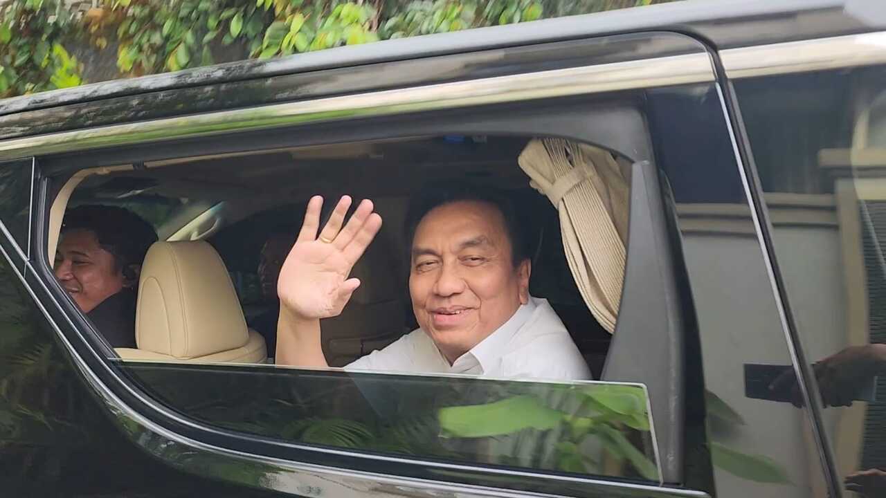 Eks Kader PDIP Effendi Simbolon