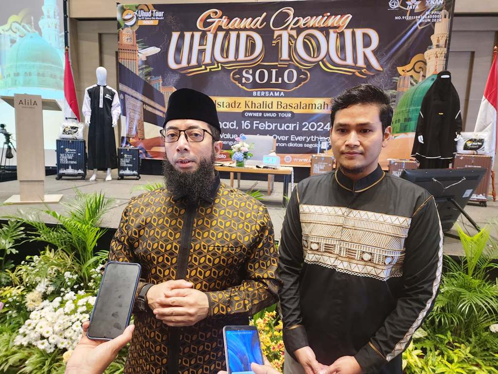 Uhud Tour Buka Cabang di Solo, Ustadz Khalid Basalamah: Siap Hadirkan Layanan Terbaik untuk Jemaah Umrah dan Haji