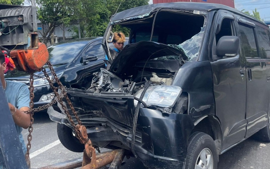 2 Jadi Korban, Tabrakan Pagi Buta di Selogiri Bikin Jalan Macet Total, Grand Max Hantam Dump Truck