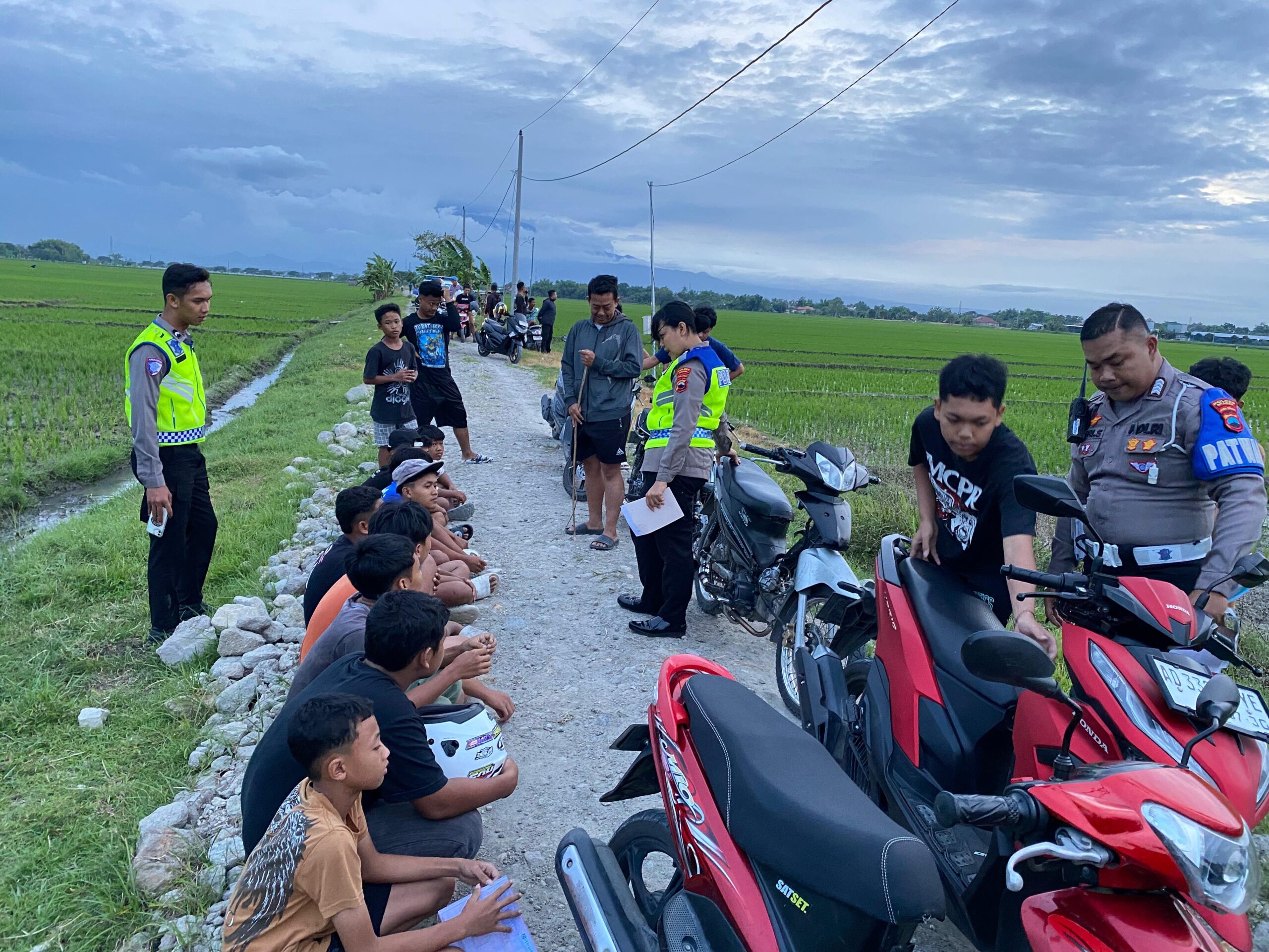 Polisi di Sragen Berhasil Amankan Belasan Remaja Balap Liar di Ngrampal
