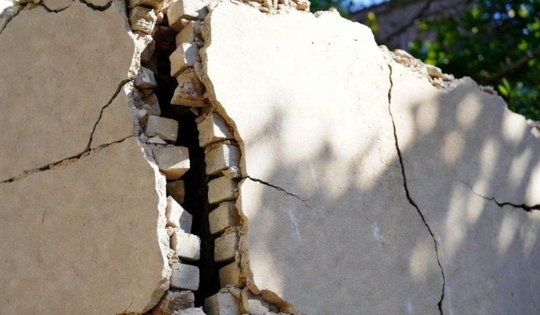 Warga Gunungkidul Dikejutkan Lindu Dini Hari! Gempa 4,3 SR Menggetarkan Wilayah Selatan, Ini Penjelasan Resmi BMKG