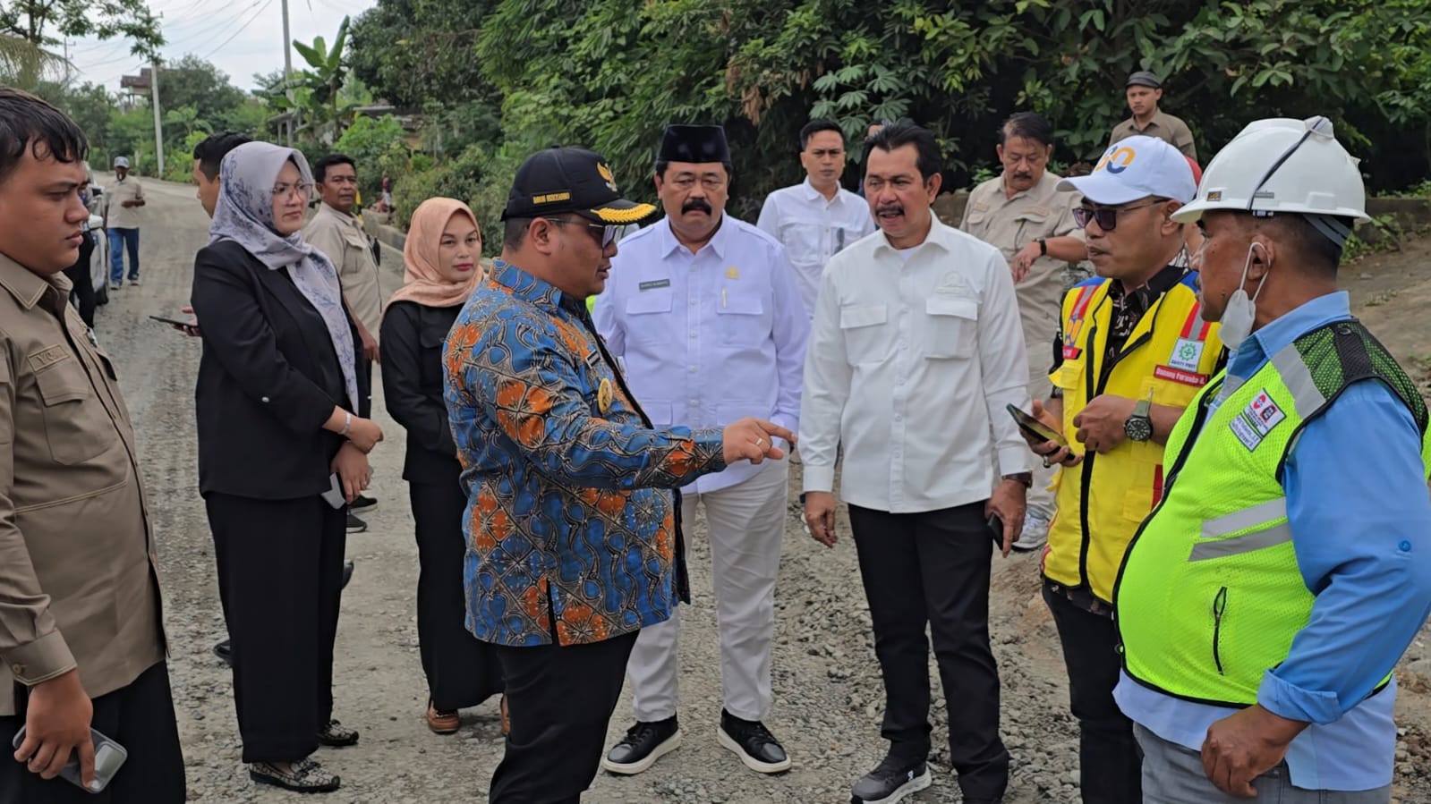 Sriyanto Saputra Anggota DPR RI Sidak Jalan Pokoh–Manjung Wonogiri, ini Hasilnya