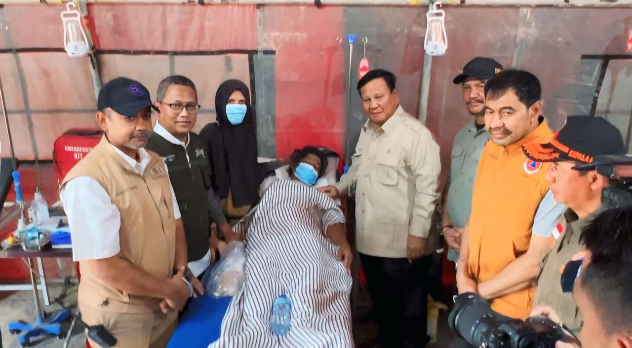 Presiden Prabowo On The Spot di Aceh Tamiang, Warga Serbu Posko Kesehatan Pegadaian