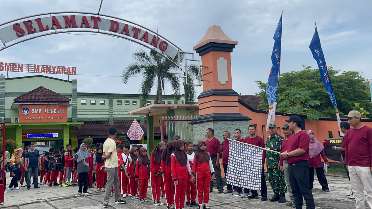HUT ke-42 SMPN 1 Manyaran Pecah! 5 Hari Berturut-turut Penuh Lomba Baksos Jalan Sehat hingga Pensi
