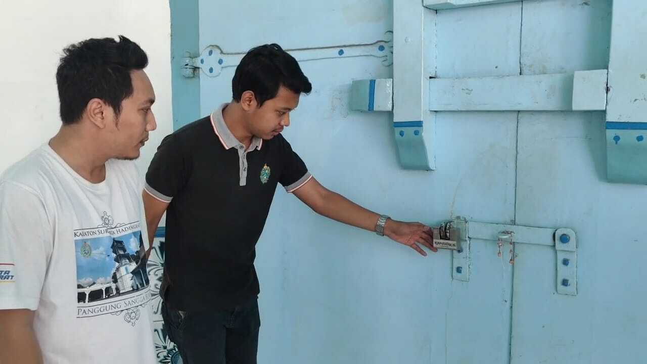 gembok pintu keraton
