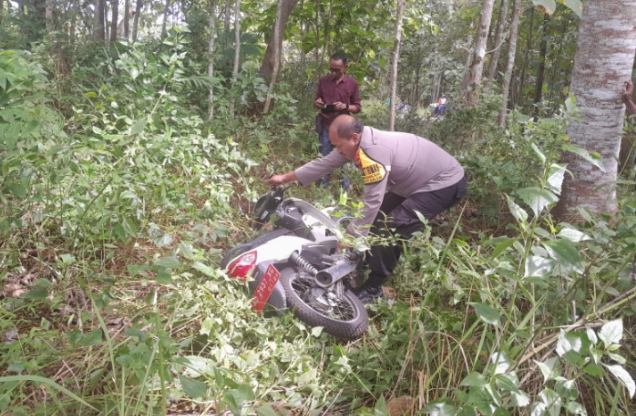 Heboh! Motor Dinas Plat Merah Dicuri di Sawah Manyaran, Pelaku Panik Kabur