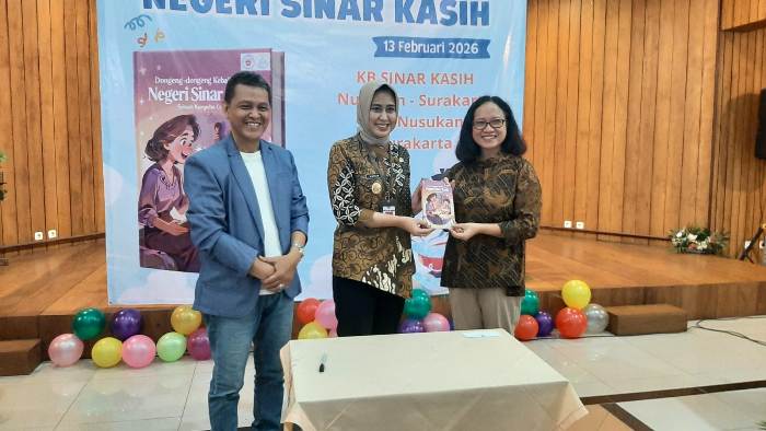 Dinobatkan sebagai Bunda Dongeng, Astrid Widayani: Dongeng Jadi Benteng Anak di Tengah Era Digital