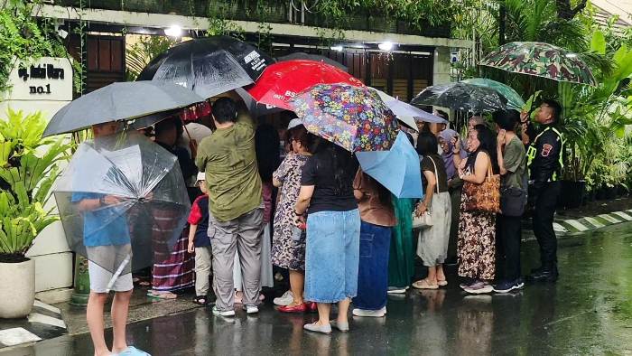 1702 - tembok ratapan