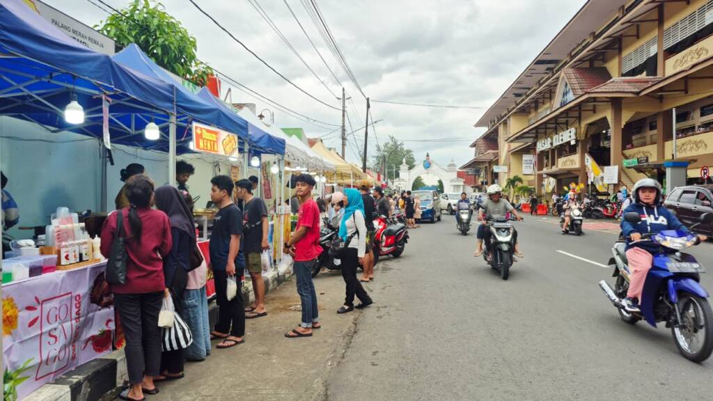 LP3HI: Walikota Respati Persulit Wong Cilik, Edaran Penataan Pedagang Takjil Harus Dicabut