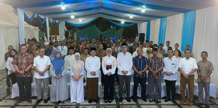 Ngabuburit Bersama Warga, Respati–Astrid Soroti Pendidikan Inklusif hingga Program Rumah Siap Kerja  