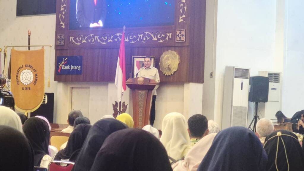 Orasi Budaya di UNS, Fadli Zon Sebut Indonesia Bisa Jadi Ibu Kota Kebudayaan Dunia