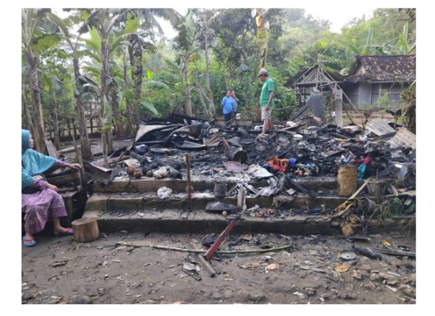 Kebakaran di Giritontro Wonogiri Warung Kelontong Ludes Saat Subuh, Kerugian 76 Juta