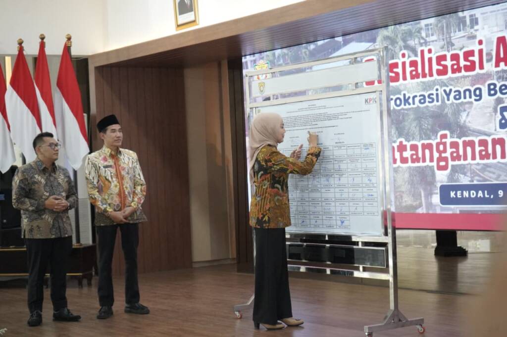 Fitroh Rohcahyanto (Wakil Ketua KPK)