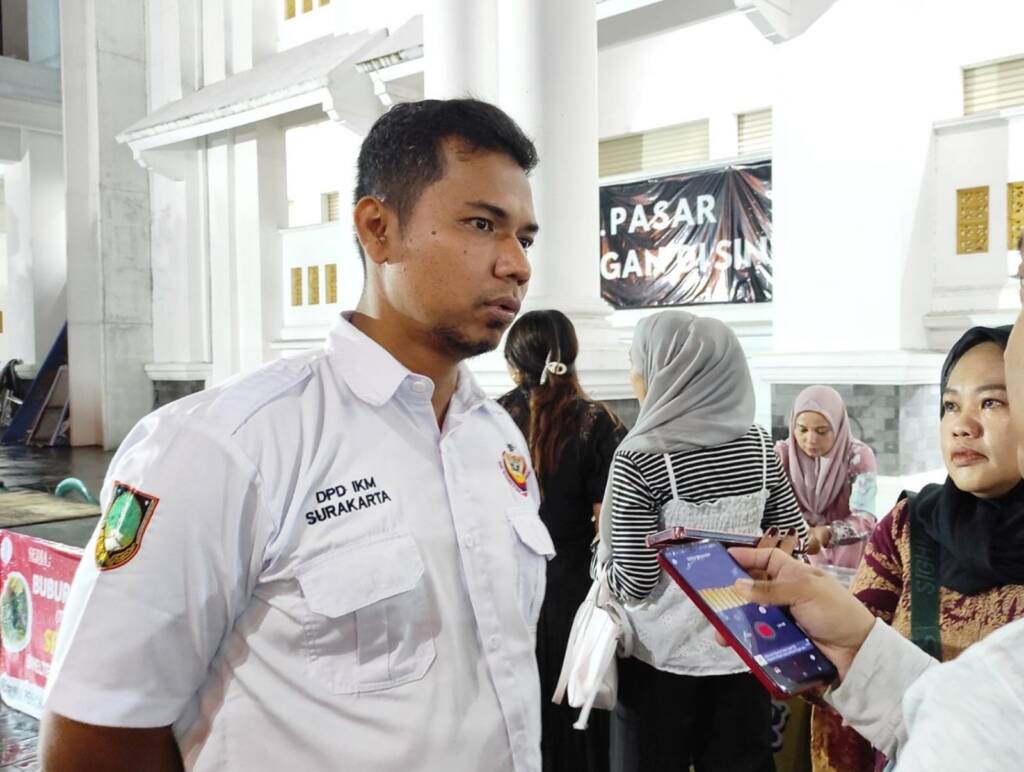 Viral! Uni Parjo Solo Jadi Magnet Baru, Kuliner Minang dan Jawa Tumpah Ruah di Jongke