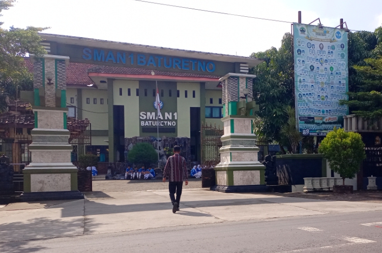 Keren! 114 Siswa SMAN 1 Baturetno Lolos SNBP 2026, Terbaik di Jateng Juara Tingkat Nasional