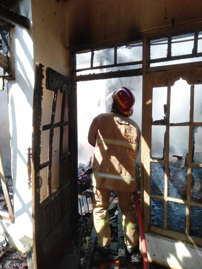 Kebakaran di Latung Jatimarto, Ditinggal Rewang Rumah di Ngadirojo Mendadak Dilalap Api