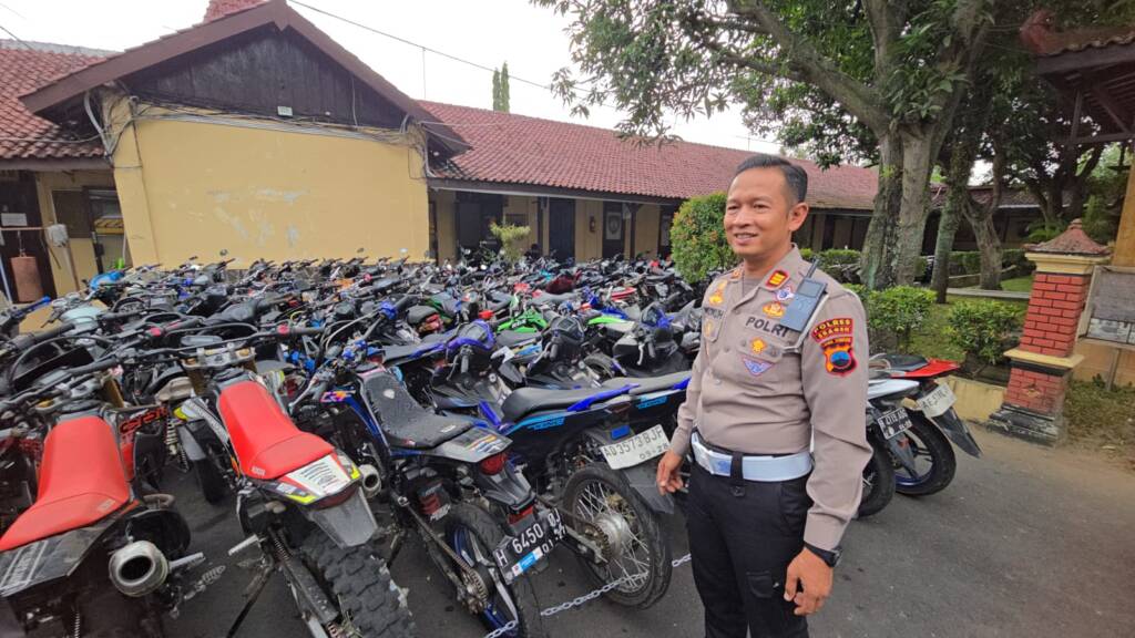 Nekat Pakai Knalpot Brong Saat Acara 1 Suro, 204 Motor Rombongan Pesilat Diangkut Polres Sragen
