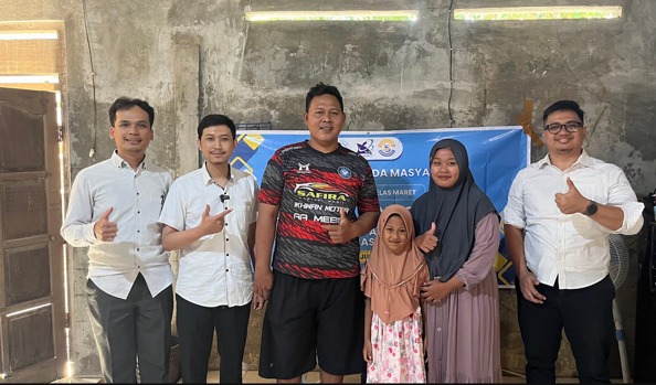 UNS Bantu Mesin Mixer Cilok Berbasis IoT kepada Industri Rumah Tangga di Sukoharjo