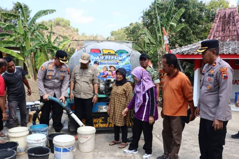 5 Bulan Hidup dalam Kekeringan, 175 KK di Girikikis Wonogiri Bertahan dari Air Luweng!