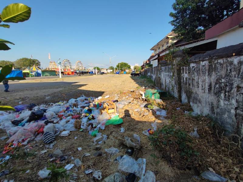Sampah Pasar Malam Sekaten Berserakan di Alun-Alun Kidul Solo, Penyelenggara Buka Suara