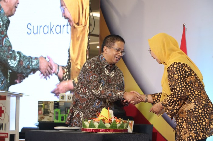 Tutup Solo Red Cross Festival 2026, PMI Surakarta Apresiasi Pendonor yang Sudah 100 Kali Donor Darah
