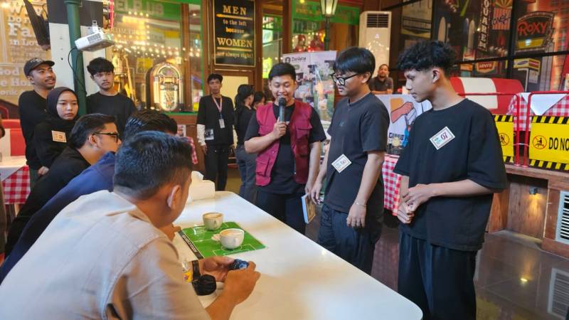 29 Barista Solo-Jogja Adu Skill di Battle Latte Art Double Decker Coffee Festival