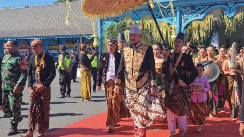 Resmi Bertakhta, PB XIV Hangabehi Ucapkan Ikrar Raja Keraton Surakarta di Watu Gilang